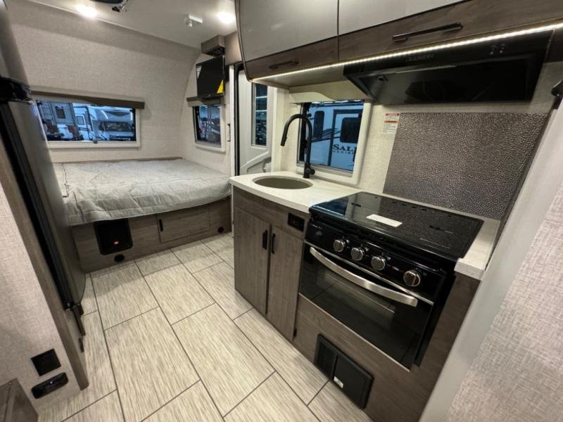 2024 Lance Travel Trailer