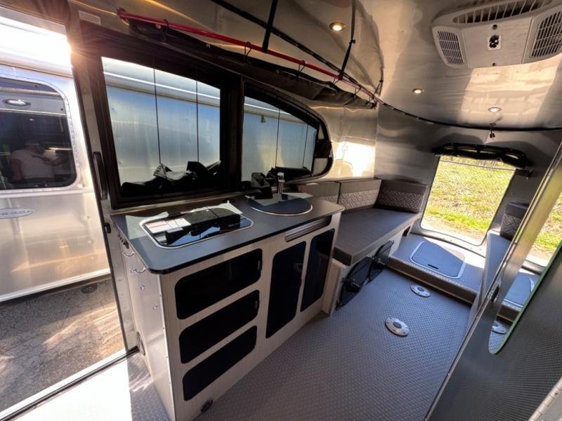 2024 Airstream Travel Trailer RV Basecamp 20X