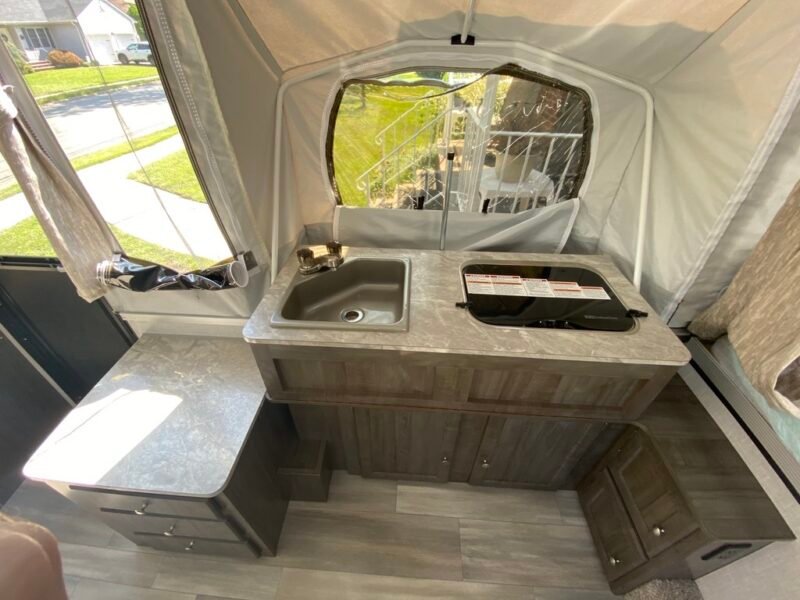 2022 Forest River Pop Up Camper RV ROCKWOOD FREEDOM