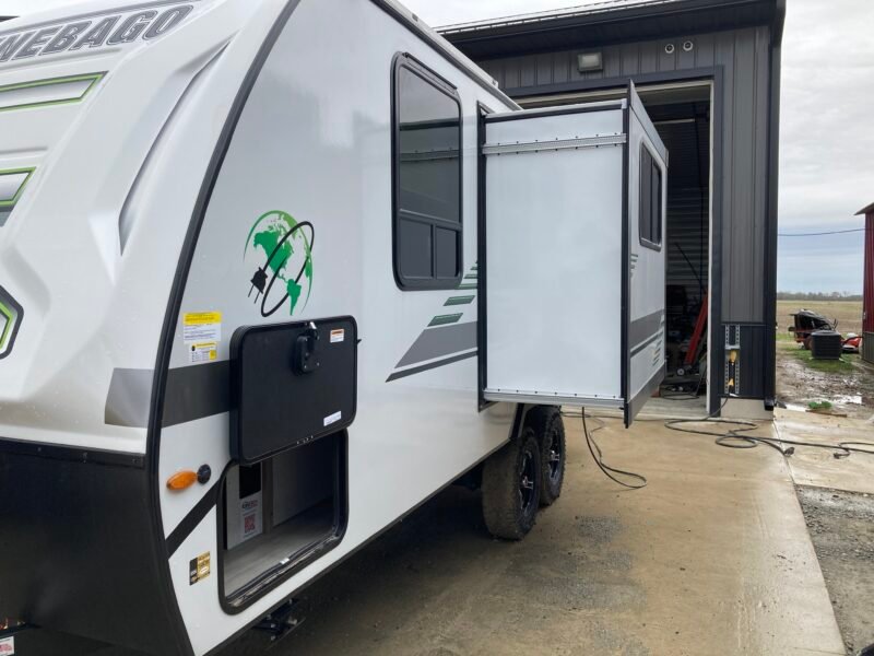 2022 Winnebago Travel Trailer RV MICRO MINNIE