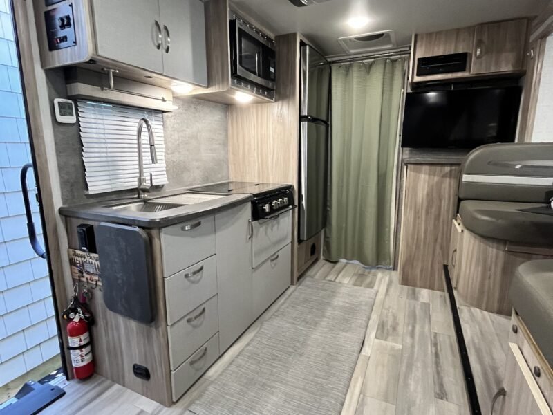 2022 Winnebago Travel Trailer RV MICRO MINNIE