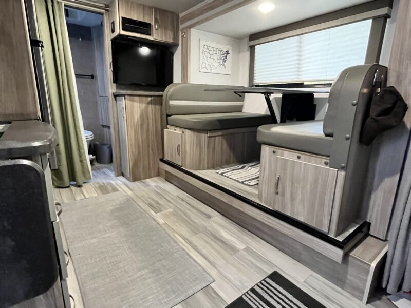 2022 Winnebago Travel Trailer RV MICRO MINNIE