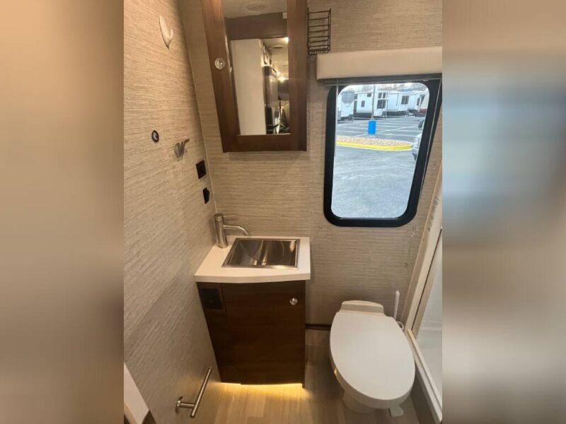 2023 Winnebago VIEW 24D For Rent In Stamford