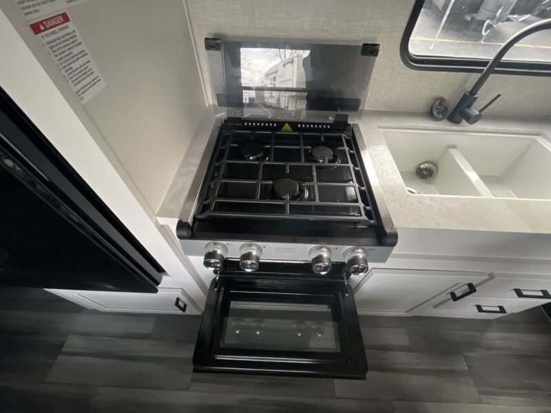 2024 Jayco Travel Trailer (Aussie World)