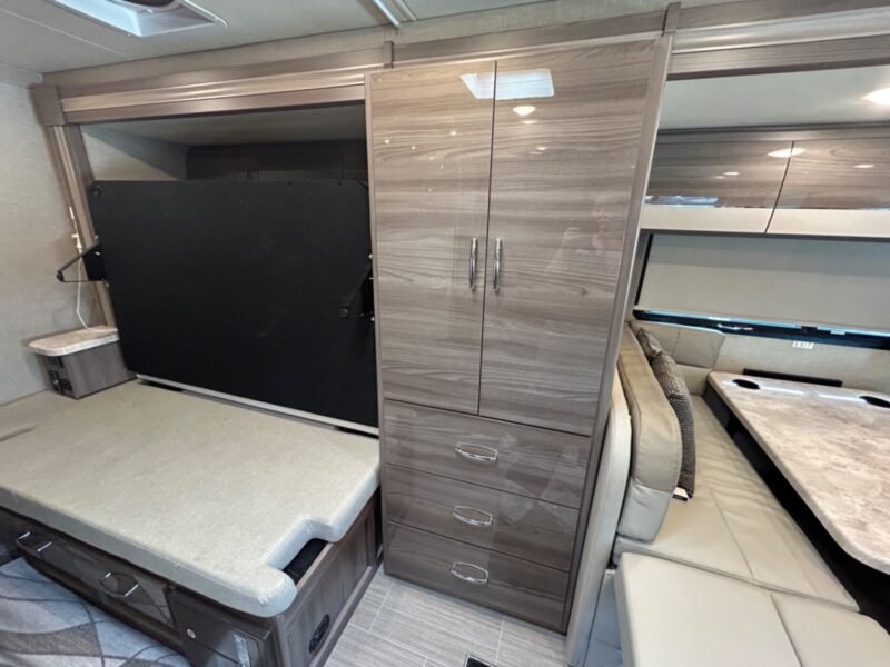 2021 Thor Class C RV DELANO 24TT