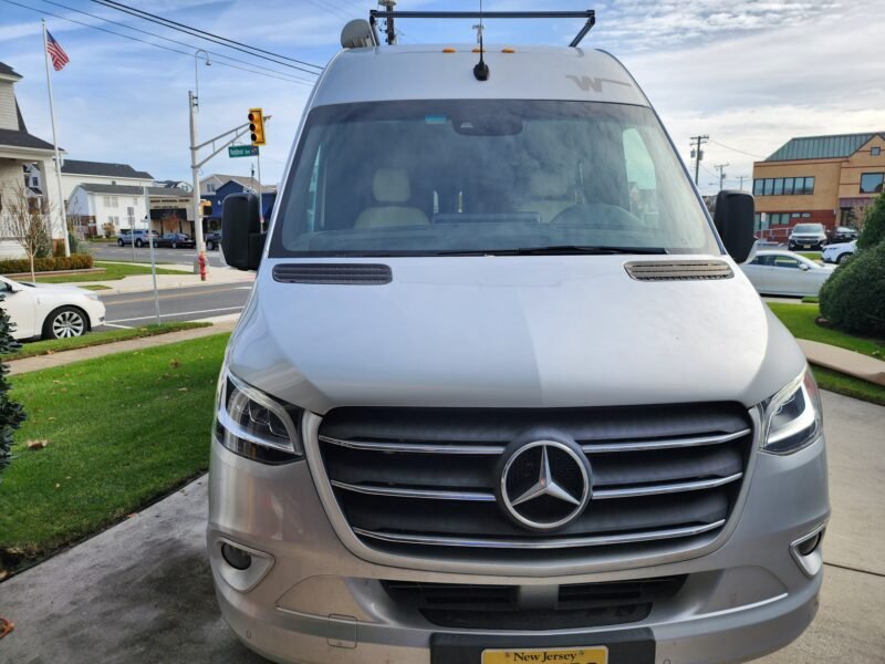 2024 Winnebago Class B RV BOLDT 70KL