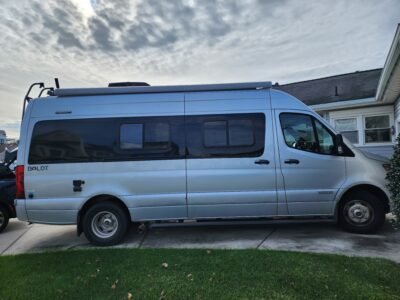 2024 Winnebago Class B RV BOLDT 70KL