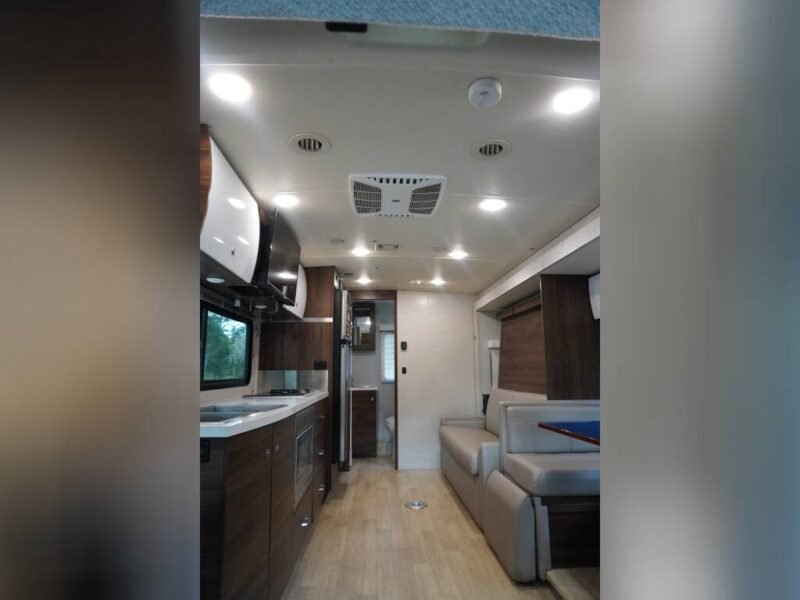 2020 WINNEBAGO || NAVION 24D For Rent In Norfolk
