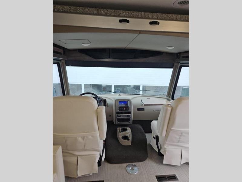 2022 Winnebago Class A RV Adventurer 29B