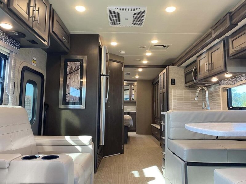 Thor Motor Coach Class C RV Magnitude BT36