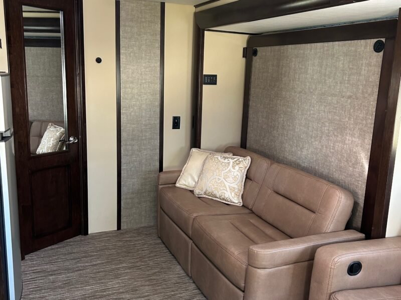 Contemporary and Stylish