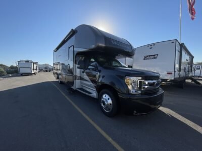 2020 Thor Class C RV MAGNITUDE