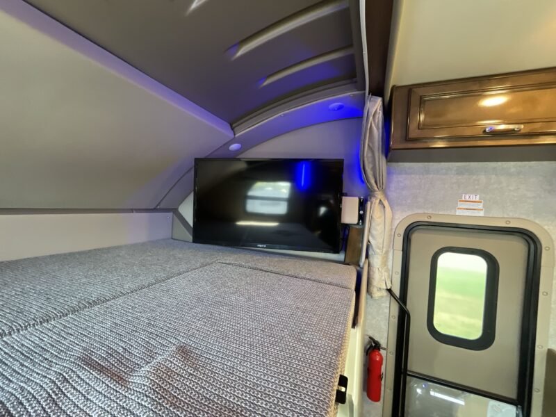 2020 Thor Class C RV MAGNITUDE