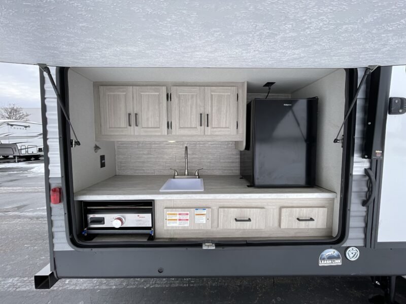 2024 Coachmen CATALINA LEGACY