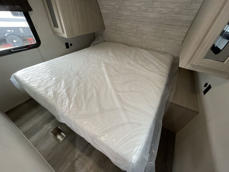 2024 Coachmen CATALINA LEGACY