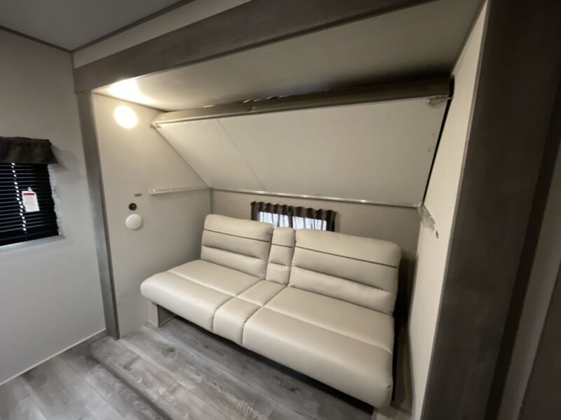 2024 Coachmen CATALINA LEGACY