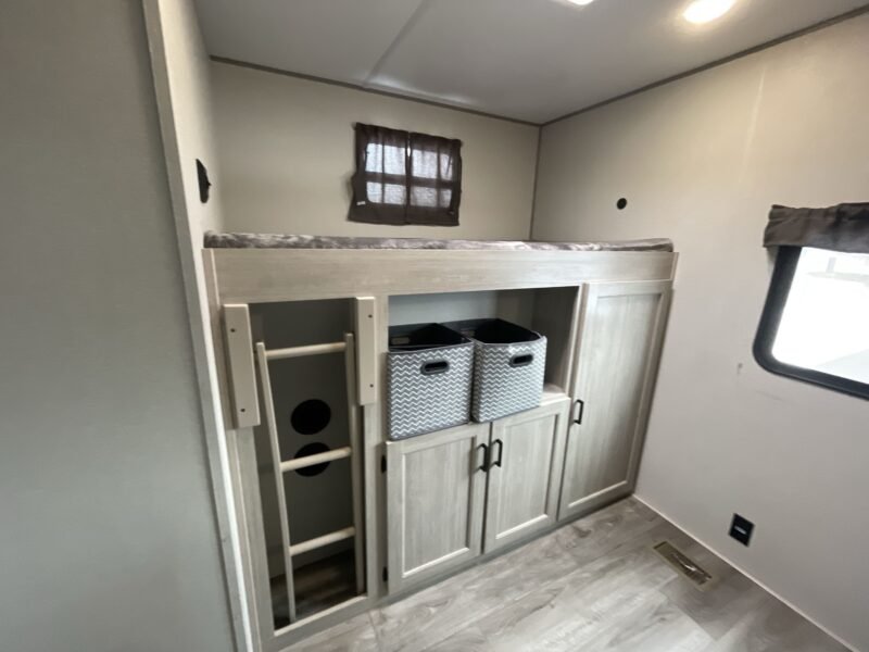2024 Coachmen CATALINA LEGACY