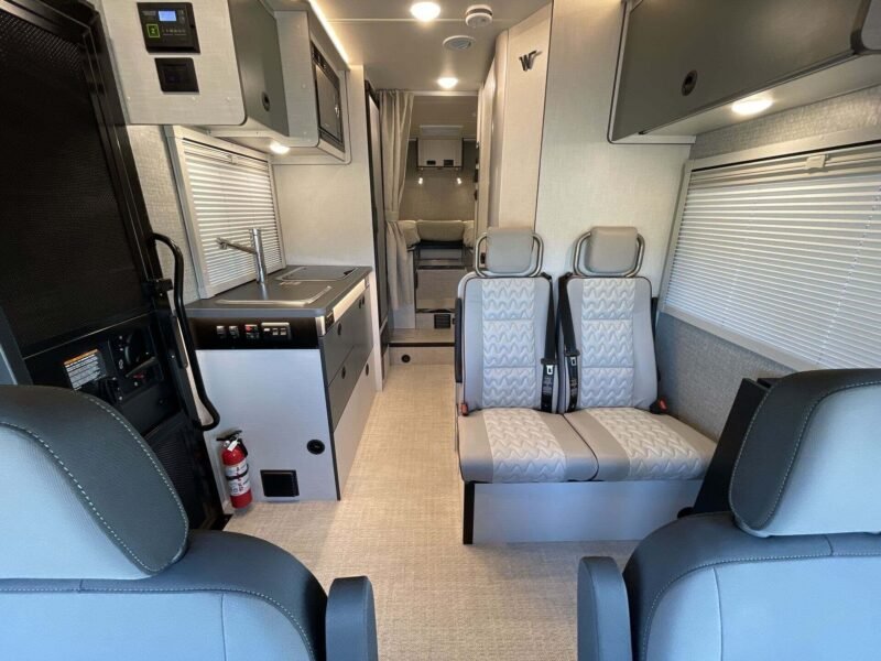 2024 Winnebago Class C RV Ekko (THE ADVENTURER)