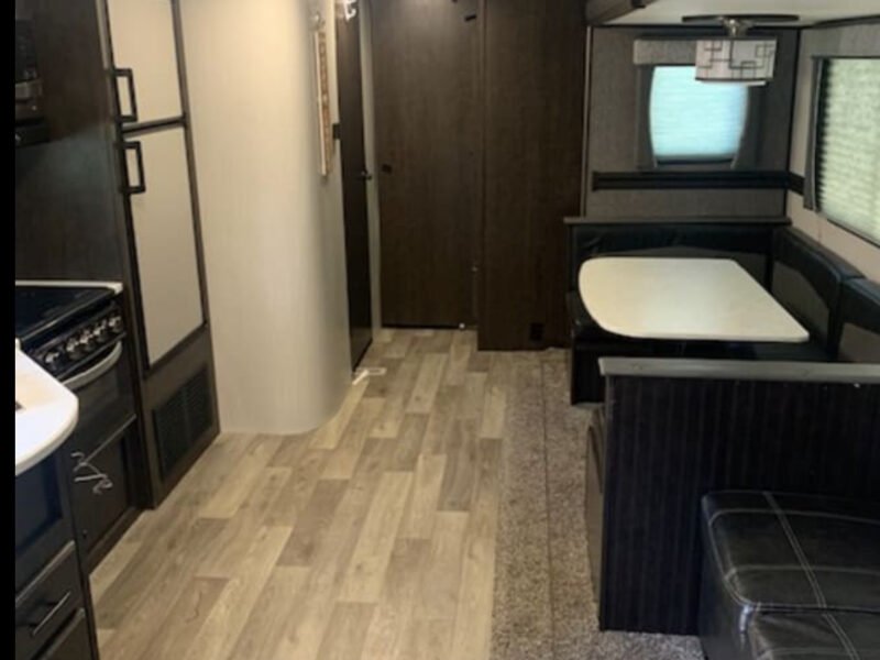 2020 Heartland Travel Trailer (FAMILY RETREAT)