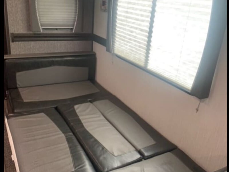 2020 Heartland Travel Trailer (FAMILY RETREAT)