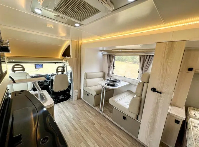 2020 SUNLINER Navian N541