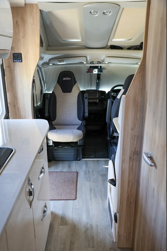 2023 AVAN OVATION M6 MOTORHOME