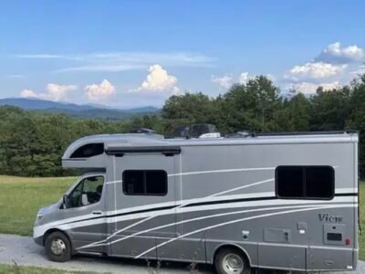 2022 Winnebago (AMAZING EXPERIENCE)