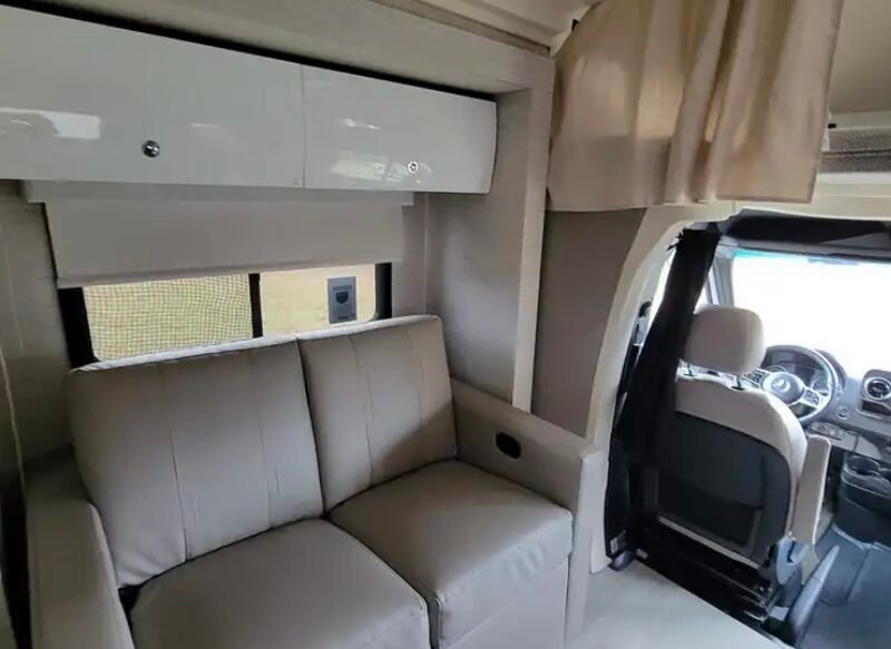 2022 Winnebago (AMAZING EXPERIENCE)