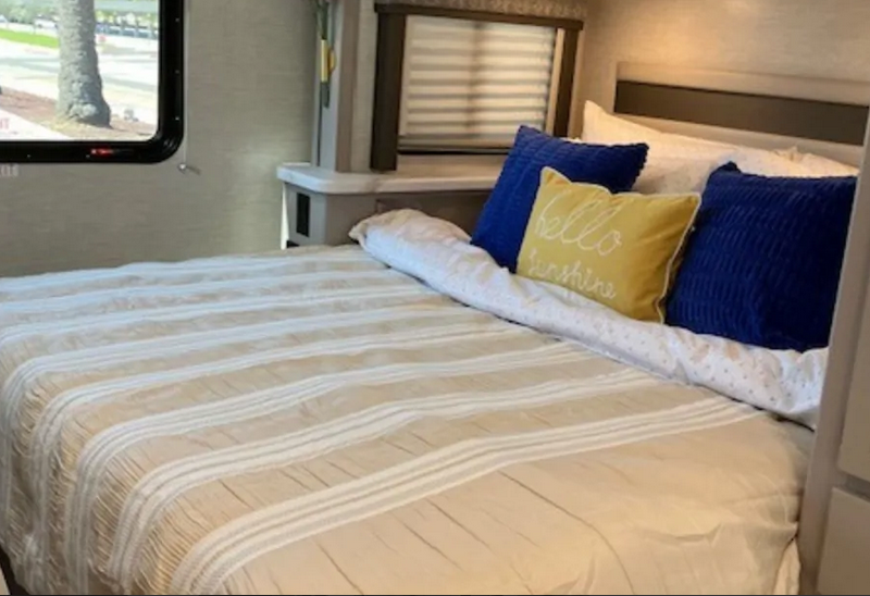 2024 Thor Motor Coach