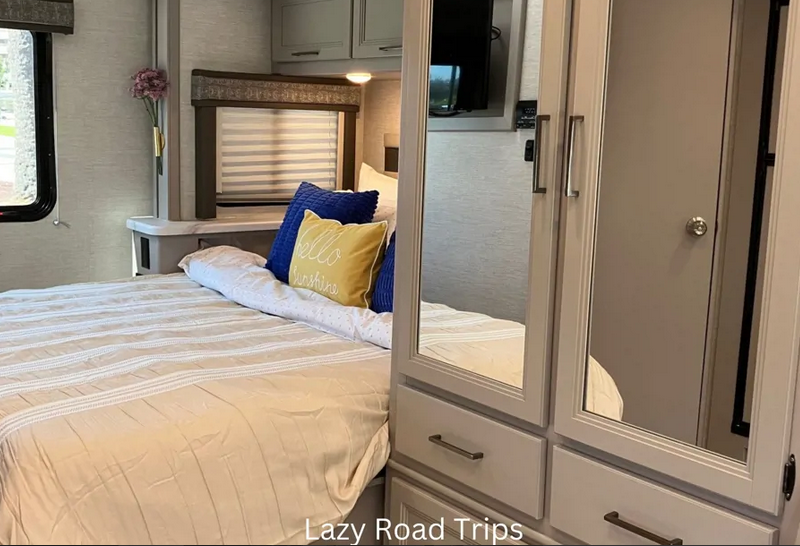 2024 Thor Motor Coach