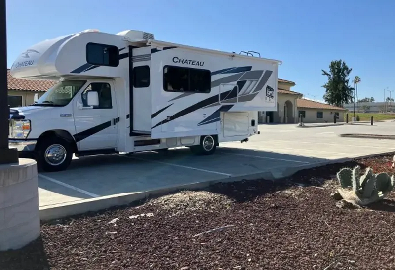 2024 Thor Motor Coach