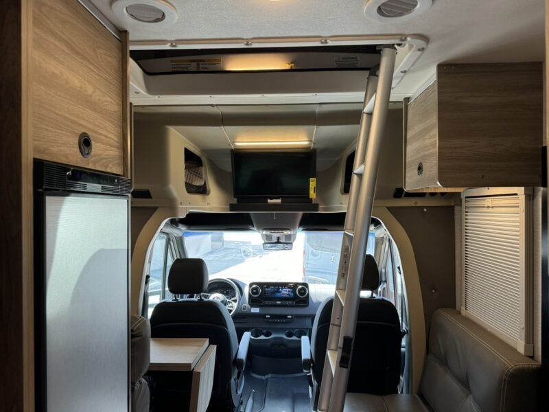 2025 Winnebago EKKO SPRINTER 23B