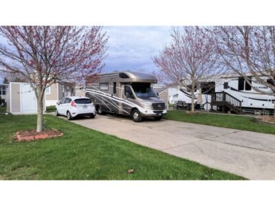2023 Winnebago NAVION (Unlimited Mileage & Generator Usage)