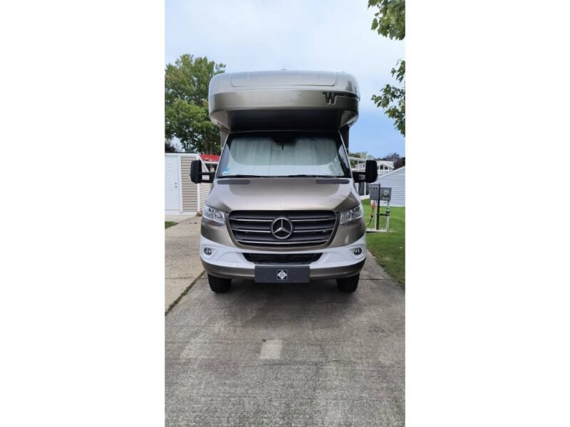 2023 Winnebago NAVION (Unlimited Mileage & Generator Usage)