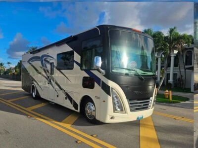 Thor Motor Coach WINSPORT 34j