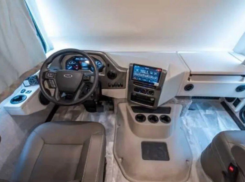 Thor Motor Coach WINSPORT 34j