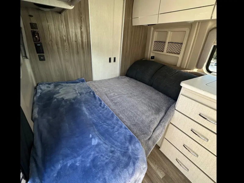 2023 Gus's Thor Motor Coach Rize 18g Class B